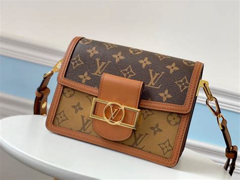 louis vuitton crossbody bag fake|louis vuitton crossbody knock off.